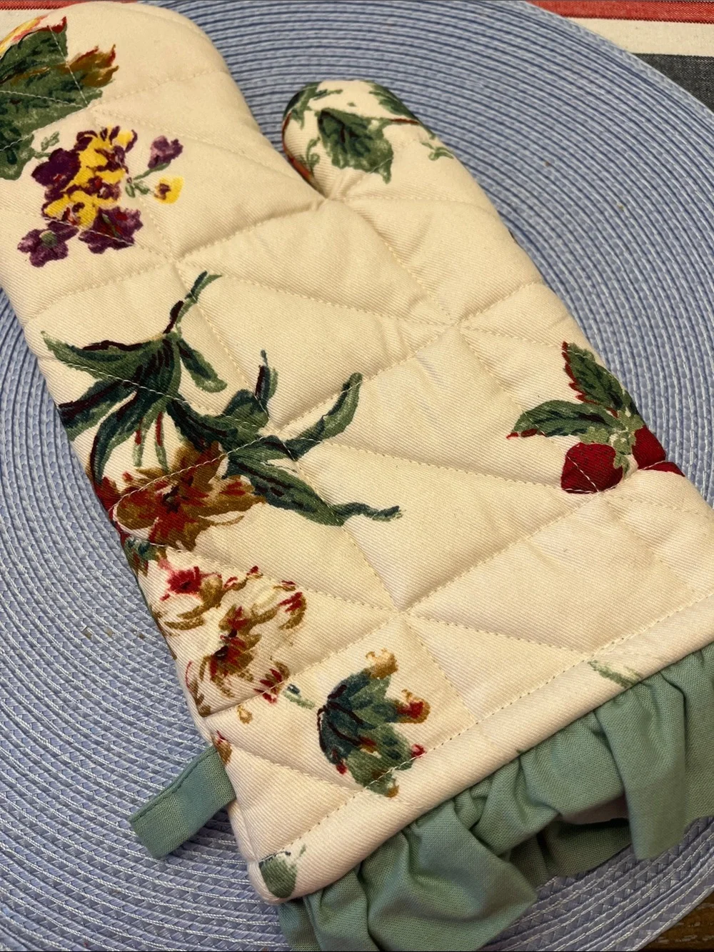 Anthropologie Cottonwine Oven Mitt New with Tags